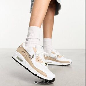 {Nike} NEW Womens Air Max 90 sneakers in White and Brown size 6.5